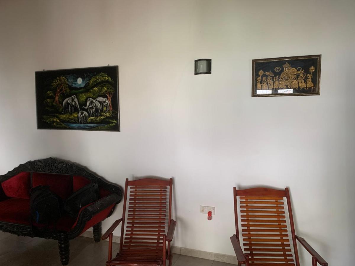 Villa Delorenta Anuradhapura Exteriör bild