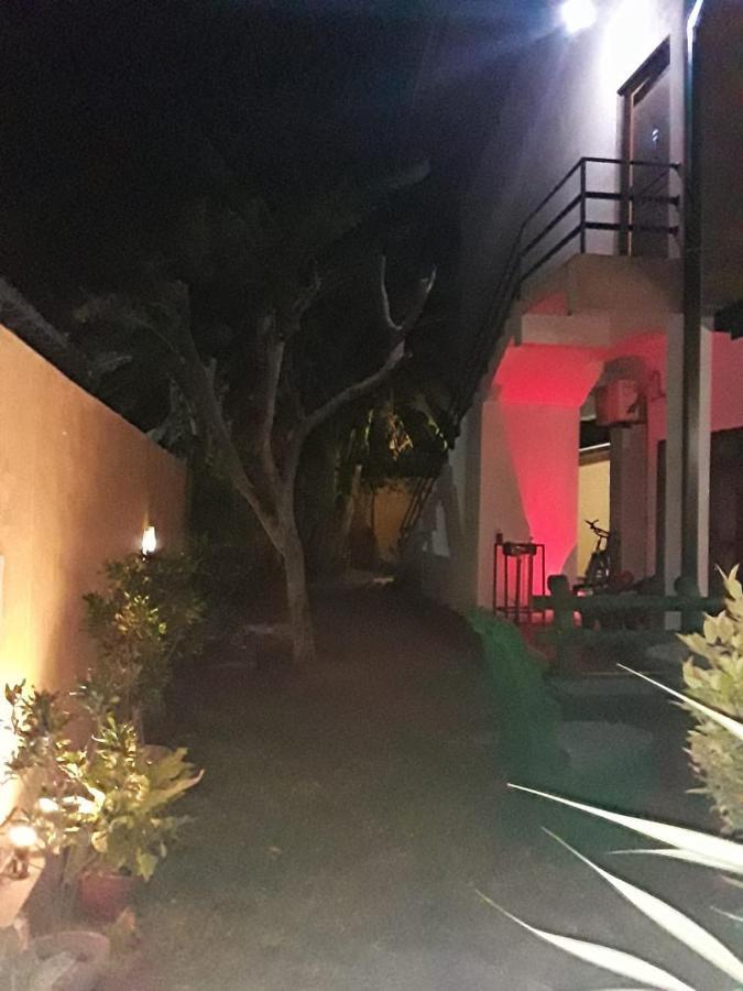 Villa Delorenta Anuradhapura Exteriör bild